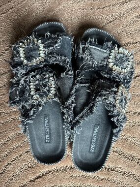275 Central Black Jeweled Frayed Slide Sandals Size 9